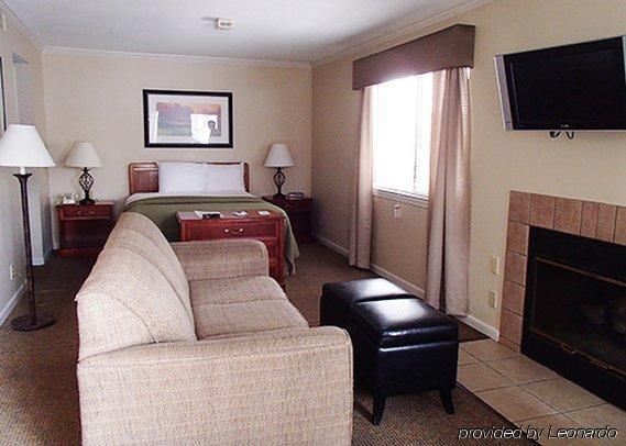 Quality Suites 헌트밸리 외부 사진